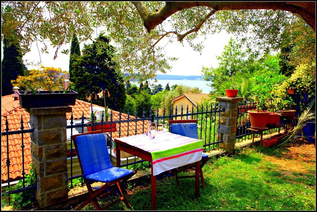 Champagne Apartments Portoroz Vp Esterno foto