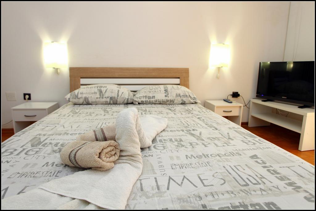Champagne Apartments Portoroz Vp Esterno foto