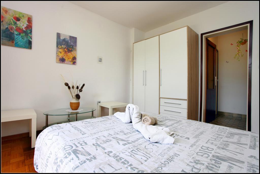 Champagne Apartments Portoroz Vp Esterno foto